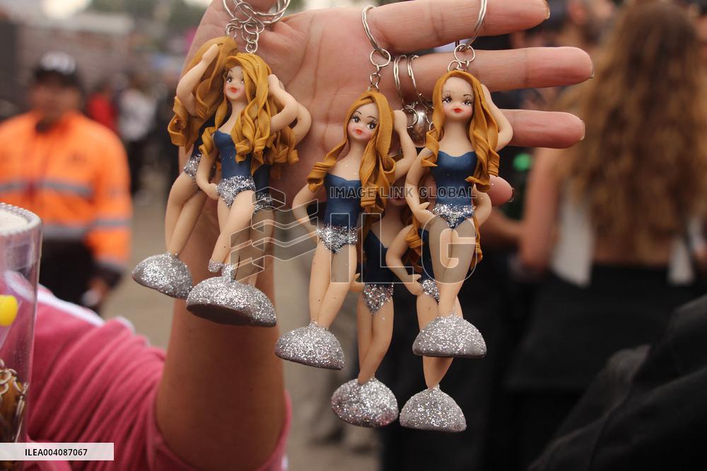 Shakira Fans Prior to Concert