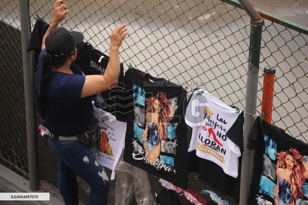 Shakira Fans Prior to Concert
