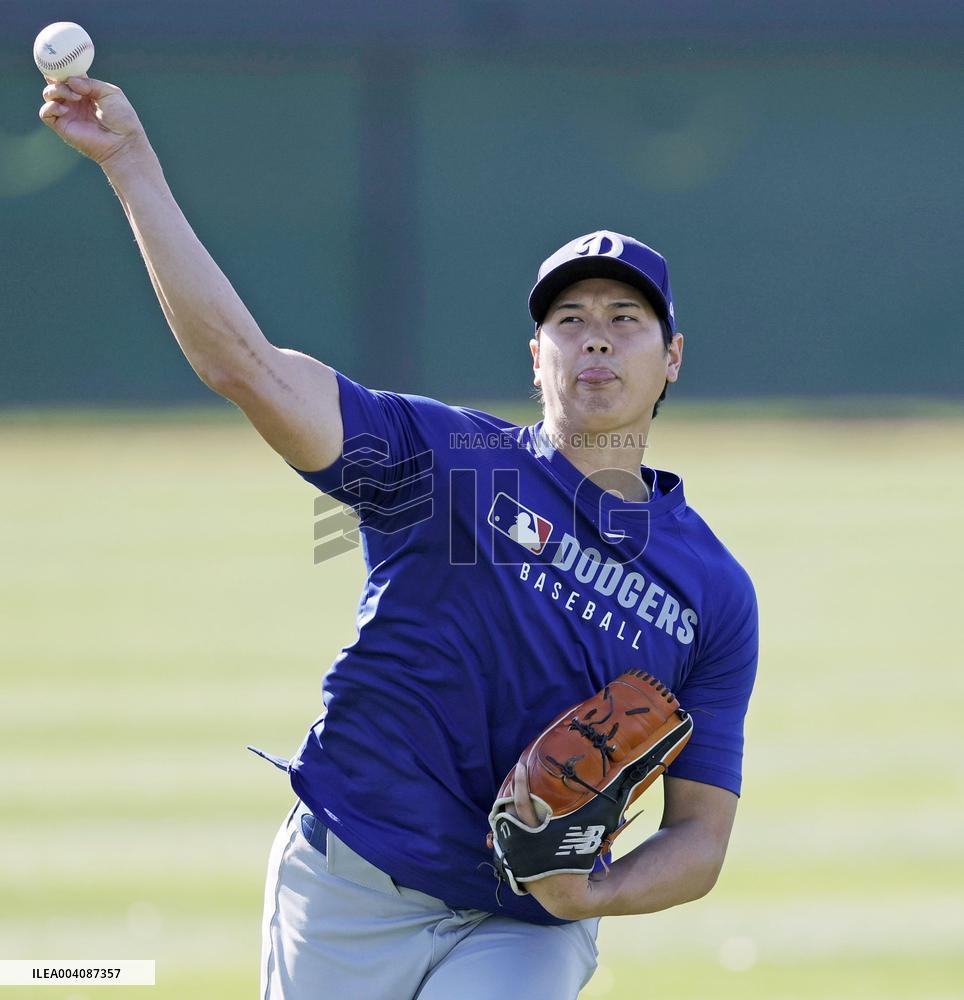 Baseball: MLB spring training