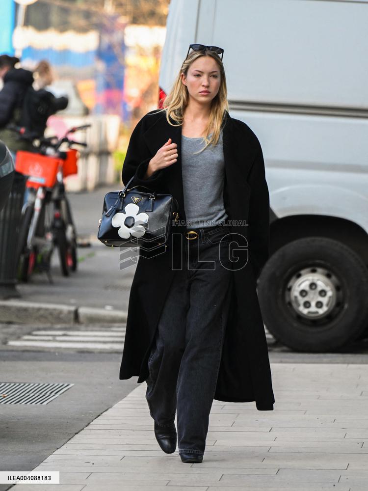 MFW - Liila Grace Moss at Palazzo Parigi