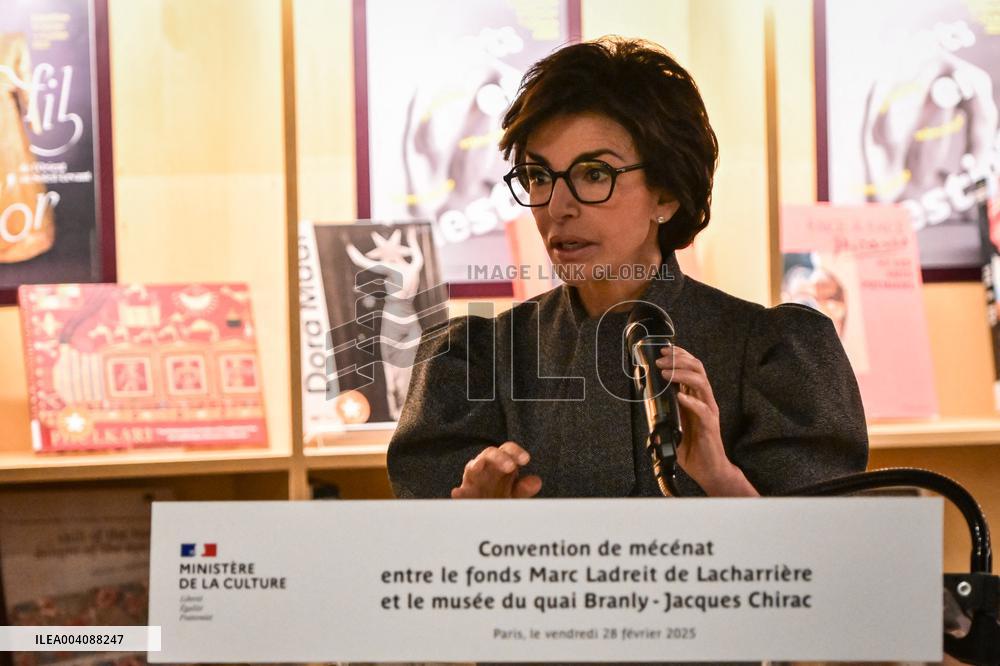 Sponsorship agreement between Marc Ladreit de Lacharriere and Quai Branly museum in Paris - FA