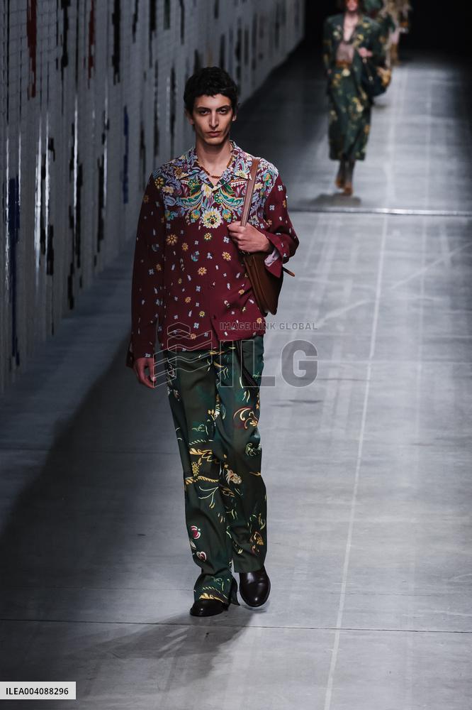 MFW - Etro Runway