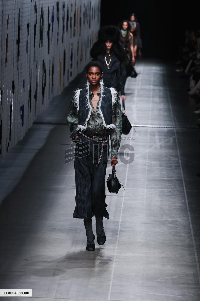 MFW - Etro Runway