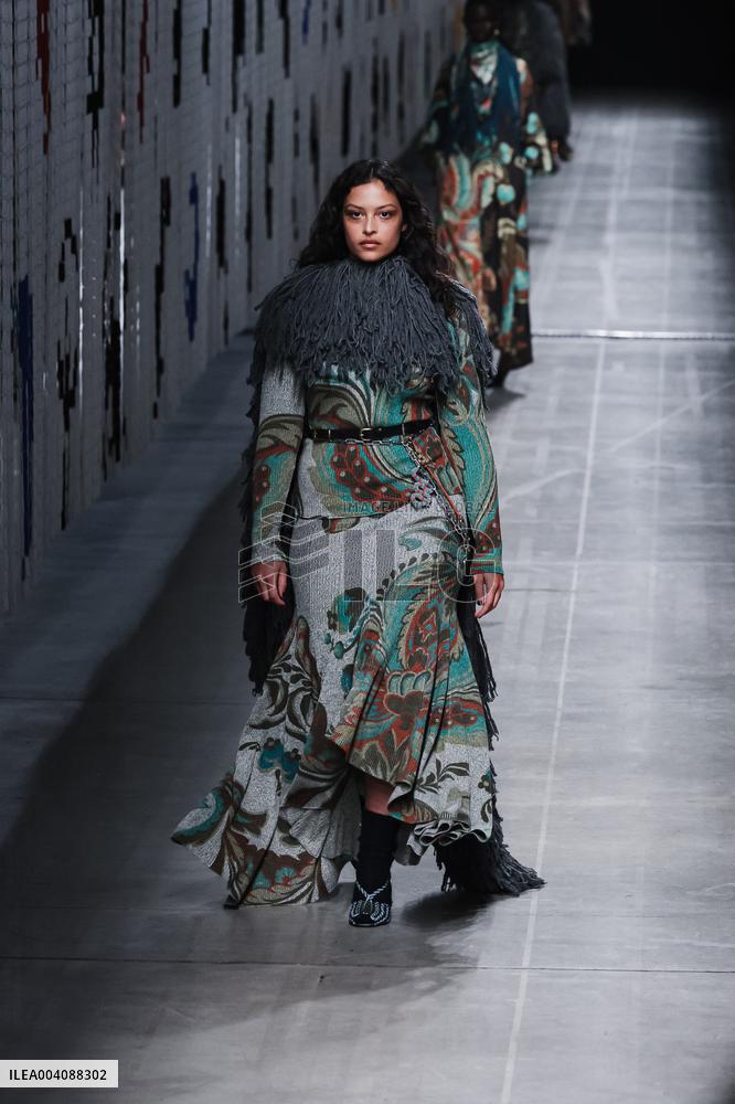 MFW - Etro Runway