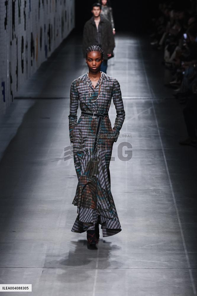 MFW - Etro Runway