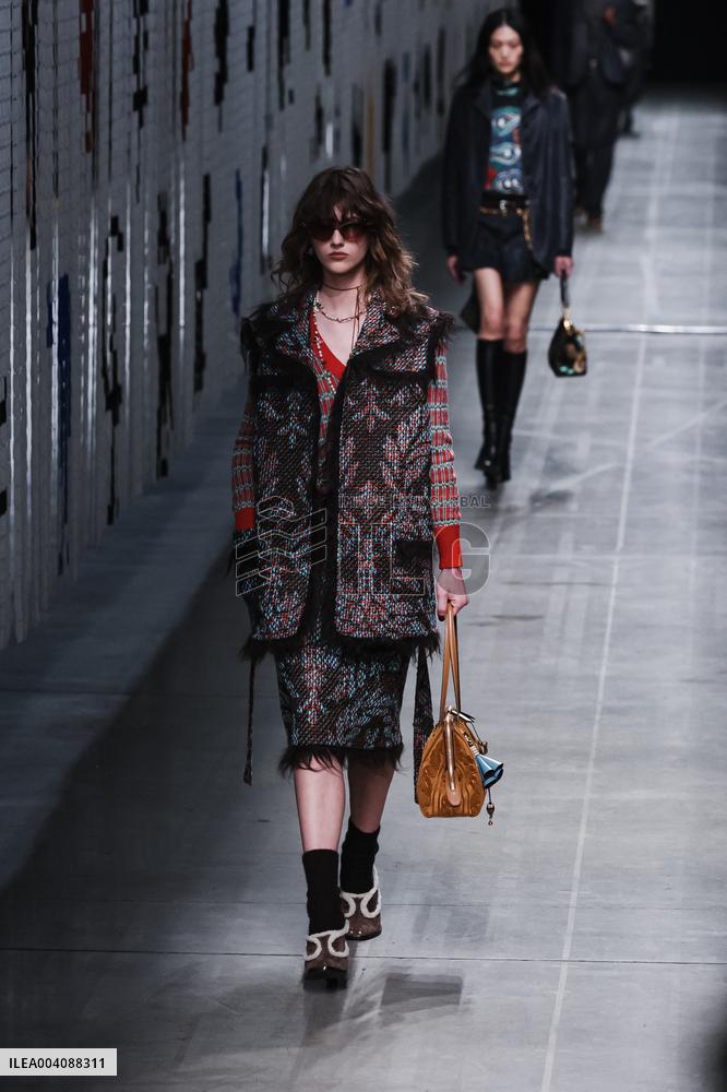 MFW - Etro Runway