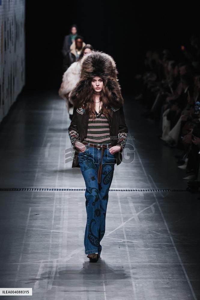 MFW - Etro Runway