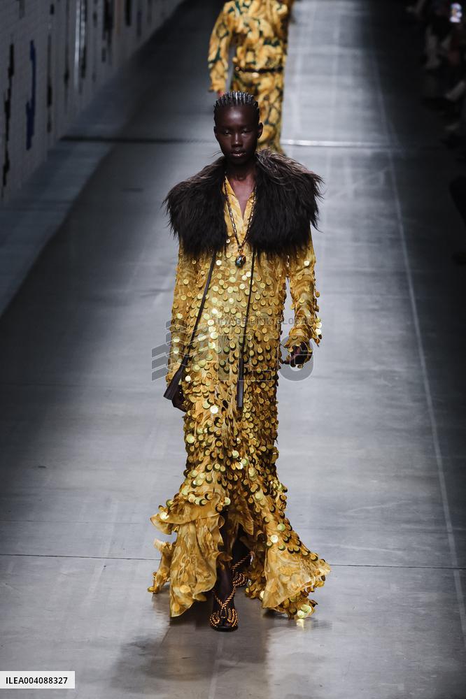 MFW - Etro Runway