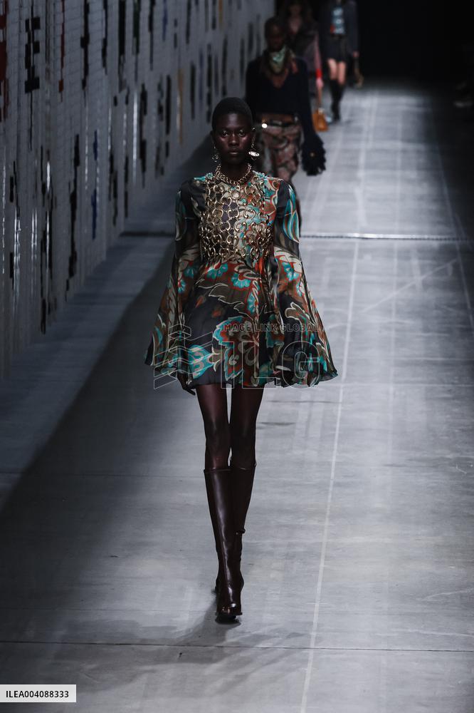 MFW - Etro Runway