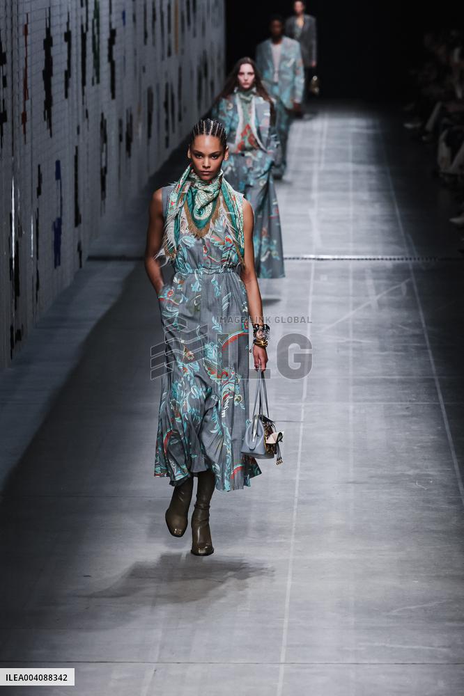 MFW - Etro Runway