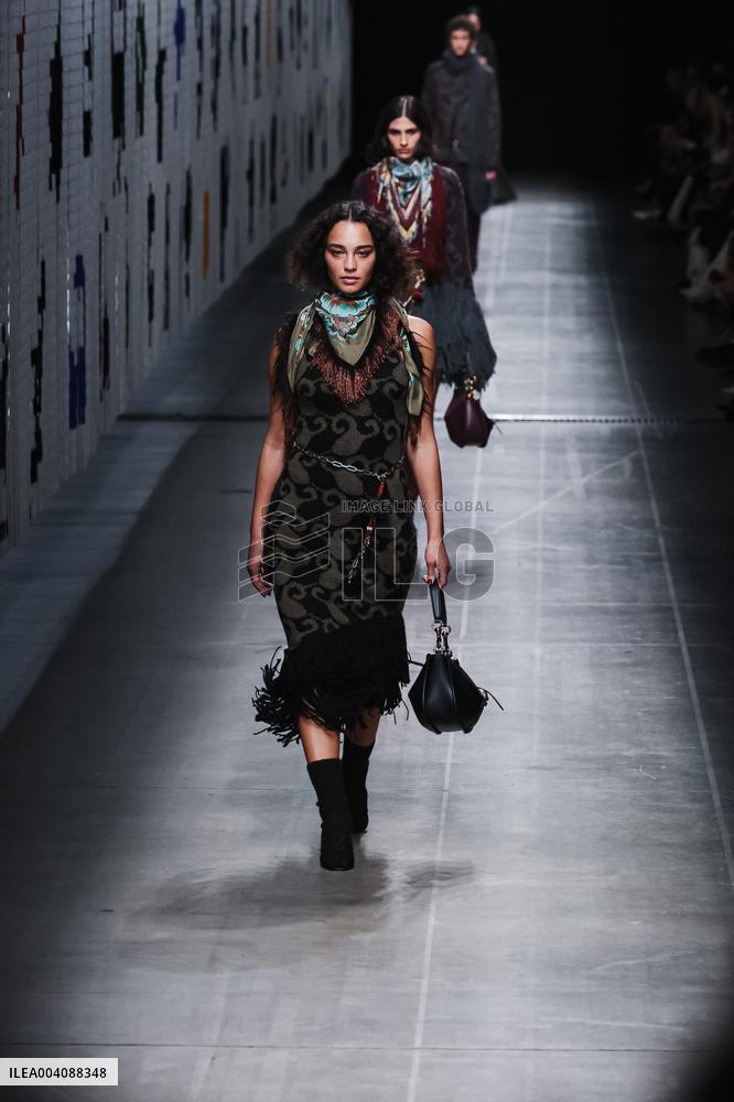 MFW - Etro Runway