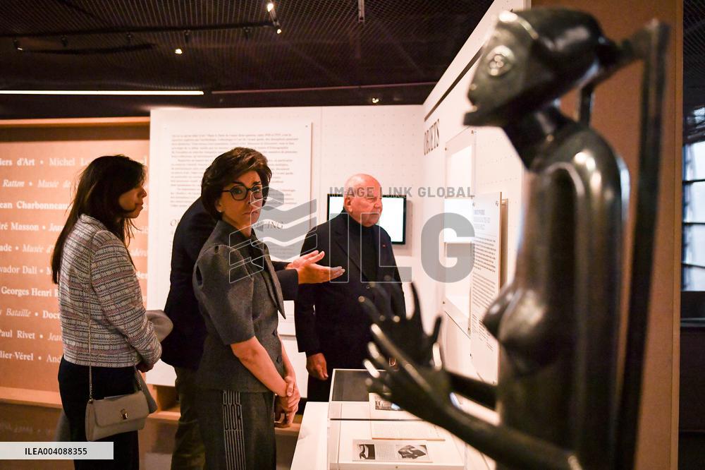 Sponsorship agreement between Marc Ladreit de Lacharriere and Quai Branly museum in Paris - FA