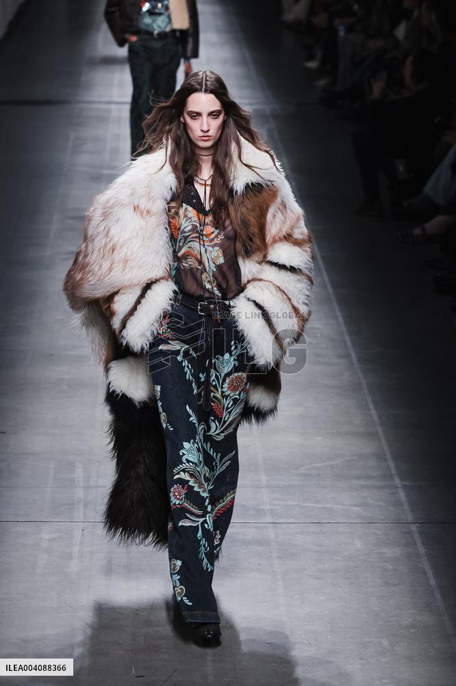 MFW - Etro Runway