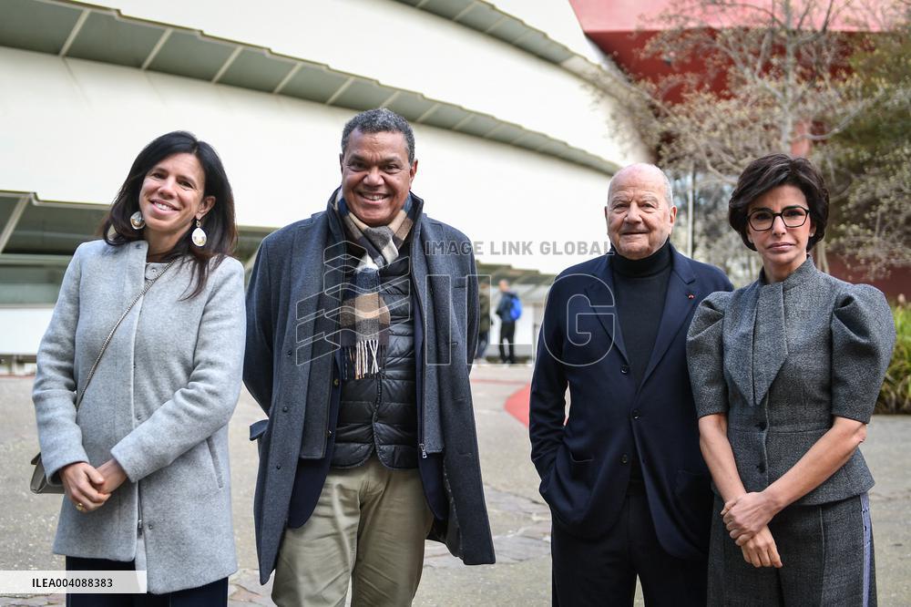 Sponsorship agreement between Marc Ladreit de Lacharriere and Quai Branly museum in Paris - FA