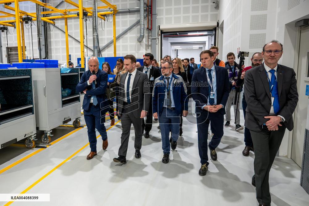 Marc Ferracci Visits Airbus Helicopters - Marignane-Vitrolles