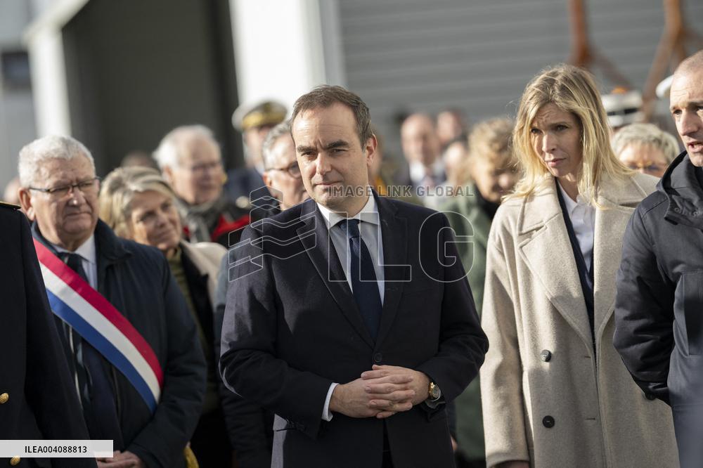 Sebastien Lecornu Visits Aerospace Company Turgis Et Gaillard - Blois