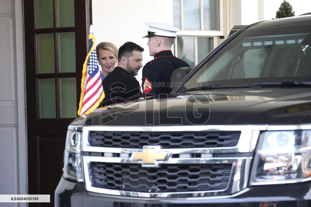 Volodymyr Zelensky leaves White House - Washington