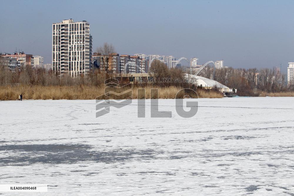 Ice fishing in Dnipro