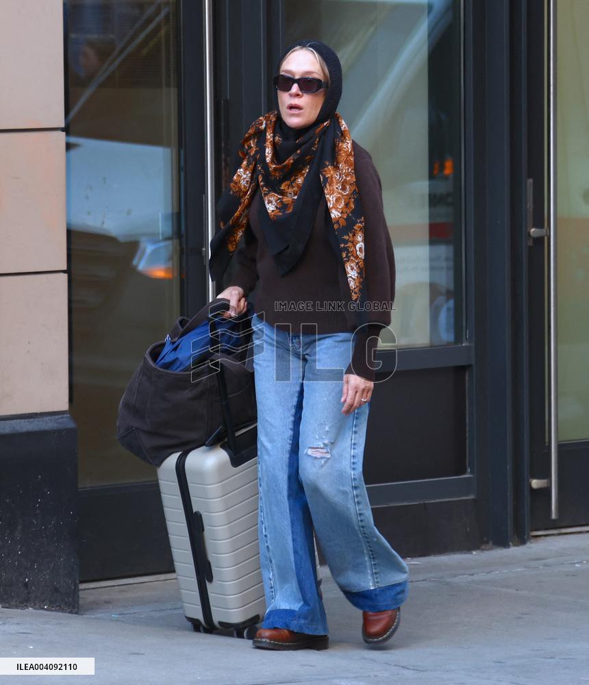 Chloe Sevigny Out and About - NYC