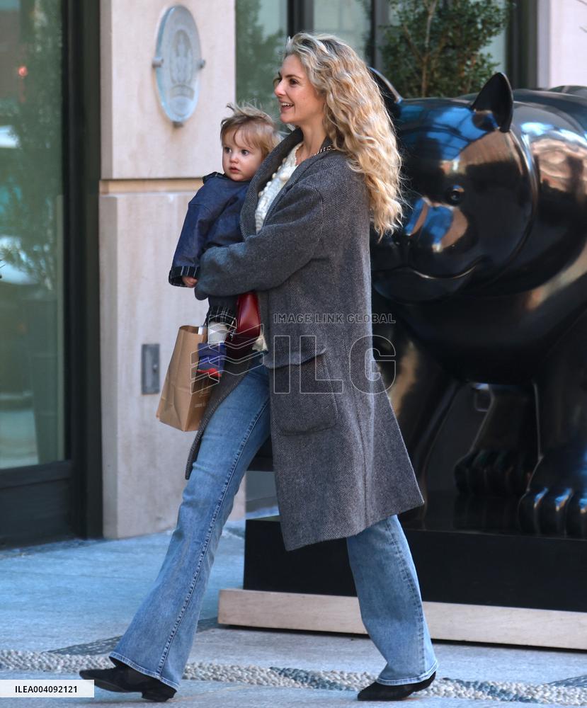 Josh Hartnett Out And About - NYC