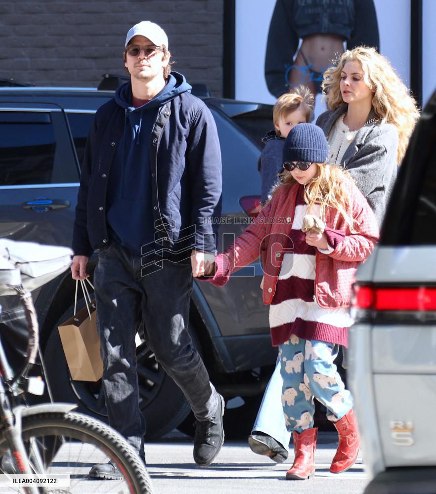 Josh Hartnett Out And About - NYC