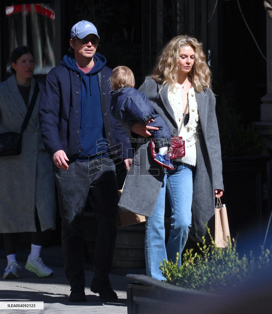 Josh Hartnett Out And About - NYC