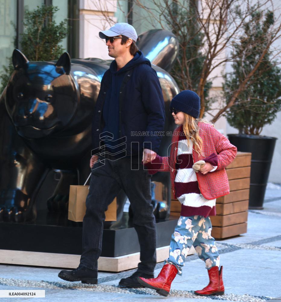 Josh Hartnett Out And About - NYC