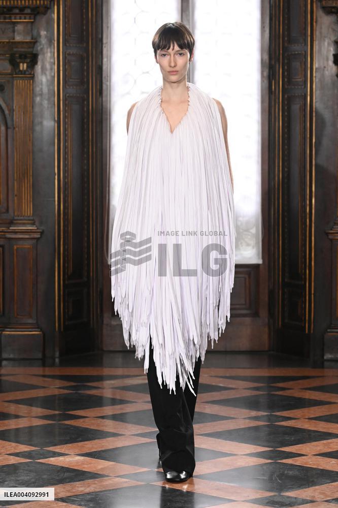 MFW - Galib Gassanoff Runway