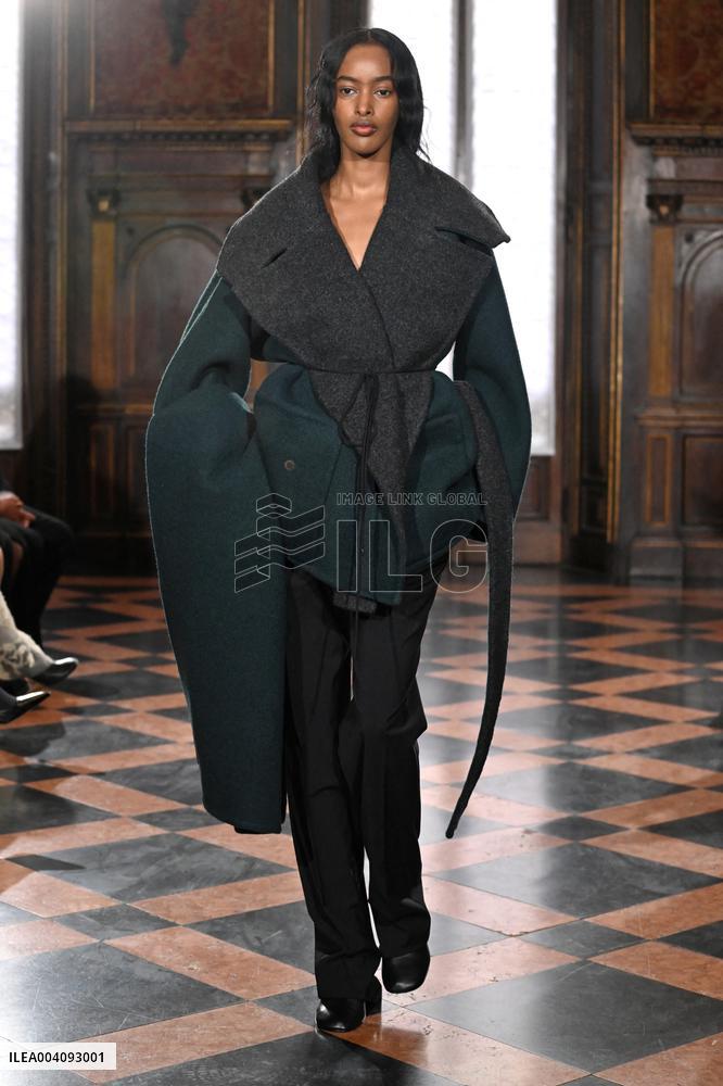 MFW - Galib Gassanoff Runway