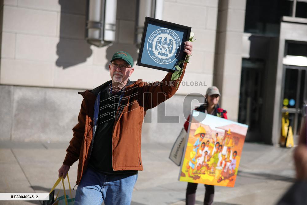 USAID workers say goodbye to HQ as Trump drastically cuts foreign aid - DC