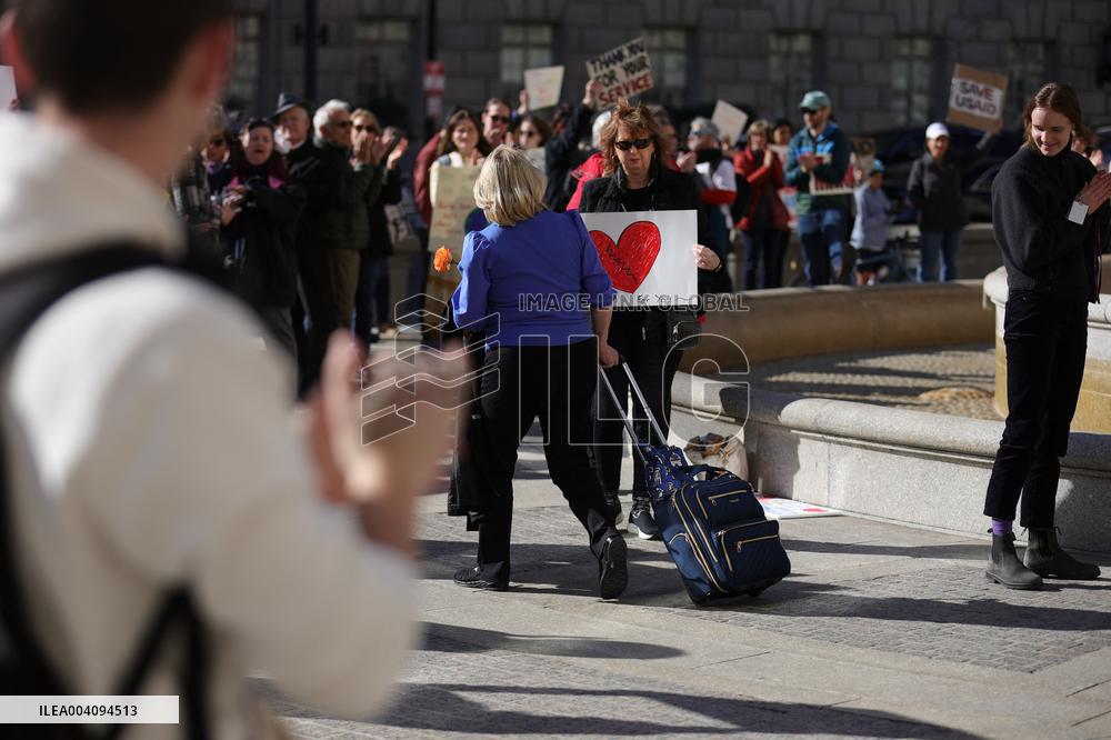 USAID workers say goodbye to HQ as Trump drastically cuts foreign aid - DC