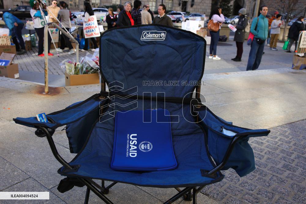 USAID workers say goodbye to HQ as Trump drastically cuts foreign aid - DC