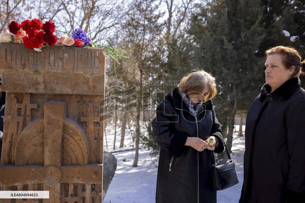 Silent Protest demands release of political prisoners in Azerbaijan - Yerevan