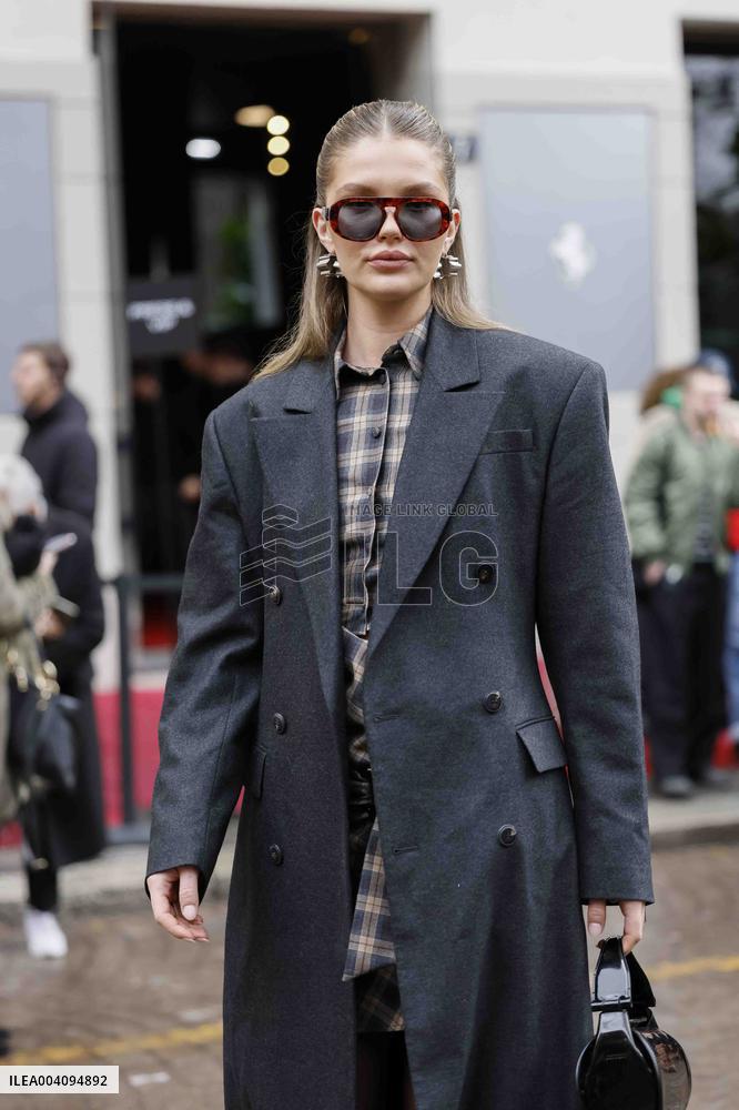 PFW - Ferrari Arrivals