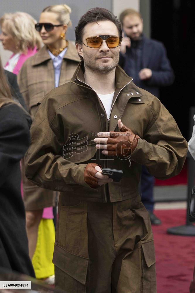 PFW - Ferrari Arrivals