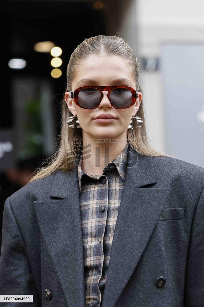 PFW - Ferrari Arrivals