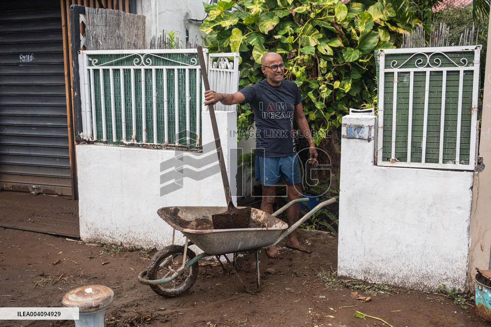 Cyclone Garance Hits French Island La Reunion