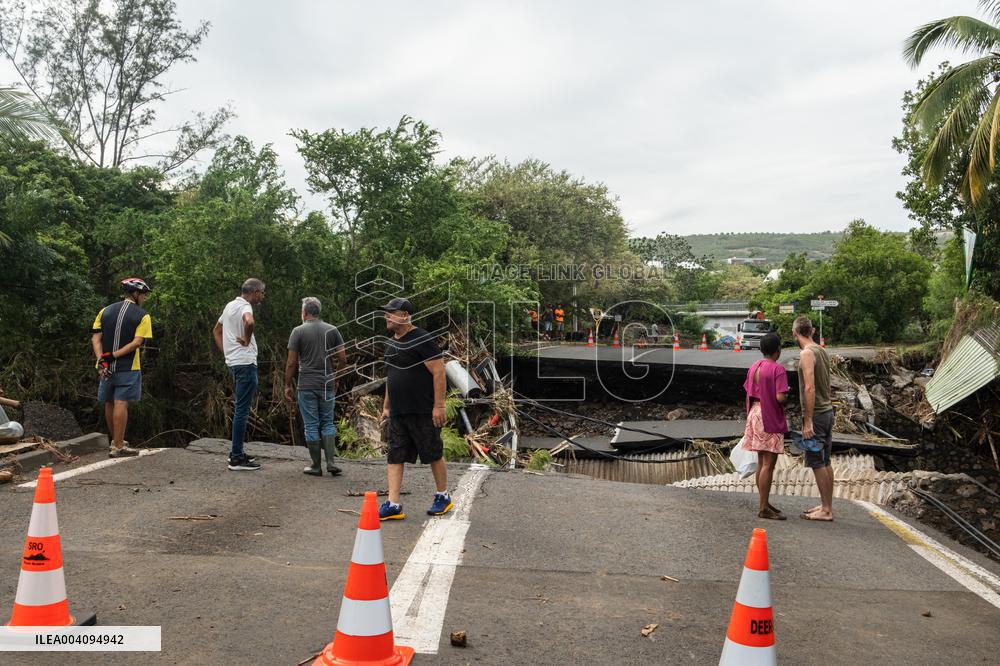 Cyclone Garance Hits French Island La Reunion