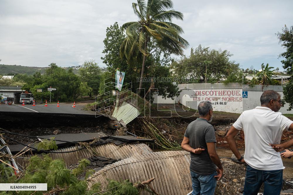 Cyclone Garance Hits French Island La Reunion
