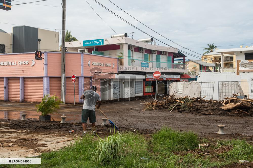 Cyclone Garance Hits French Island La Reunion