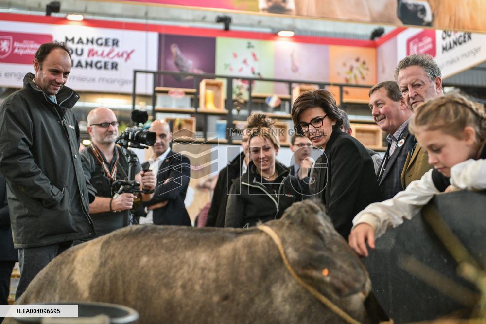 Rachida Dati at the Agricultural Fair in Paris - FA