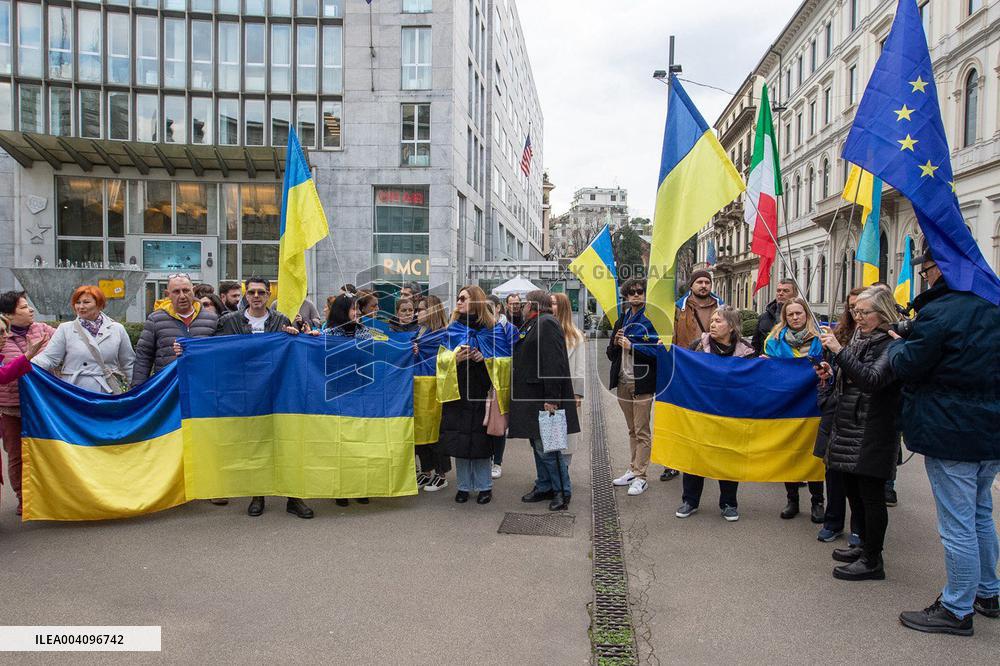 Protest outside US Consulate against Trump’s Ukraine stance - Milan