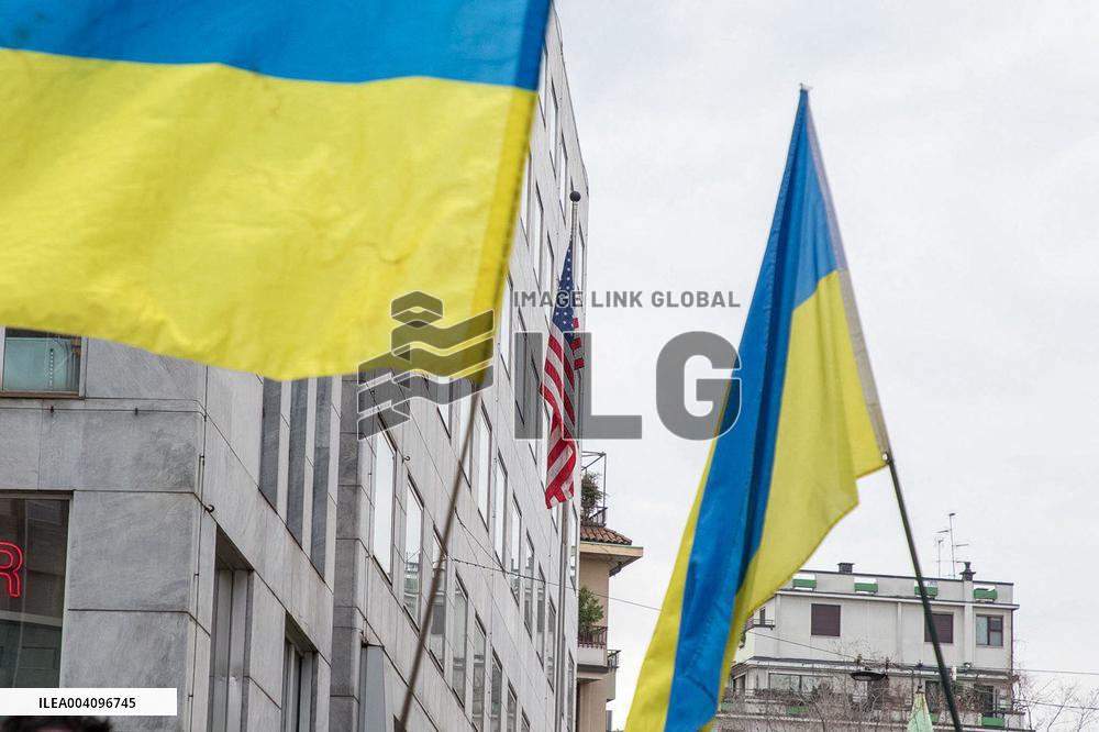 Protest outside US Consulate against Trump’s Ukraine stance - Milan