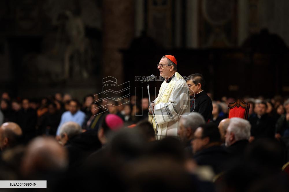 Religion: Cardinal Claudio Gugerotti leads the recitation of the Holy Rosary for Pope Francis on March 01, 2025