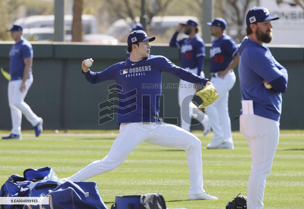 Baseball: MLB spring training
