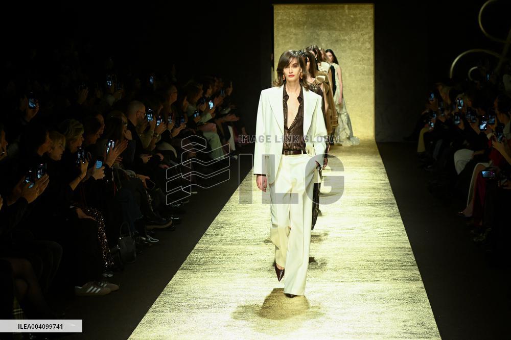 MFW - Luisa Spagnoli Runway