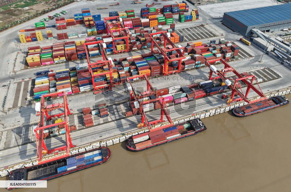 Xiasha Port Freight Yard in Hangzhou