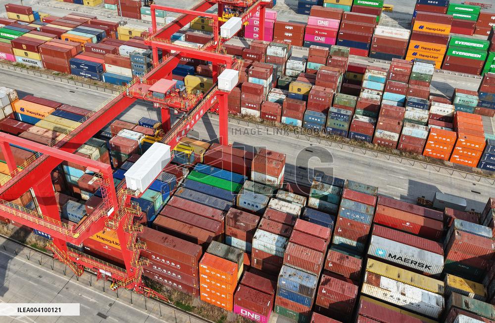 Xiasha Port Freight Yard in Hangzhou