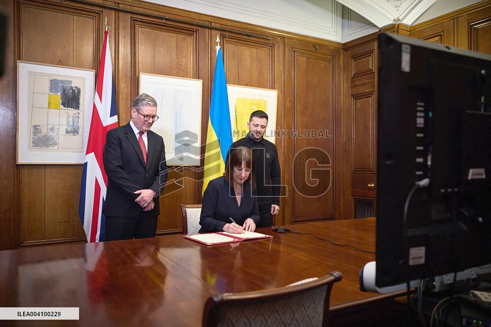 Sir Keir Starmer Welcomes Volodymyr Zelensky - London