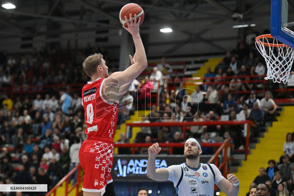 BASKET - Serie A - Napolibasket vs Estra Pistoia